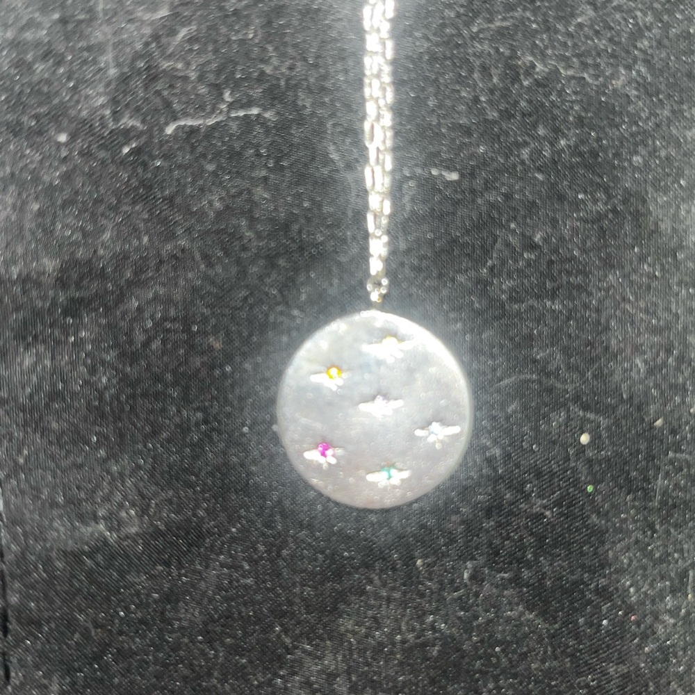 Elegant Silver Chakra Pendant "18 Necklace
